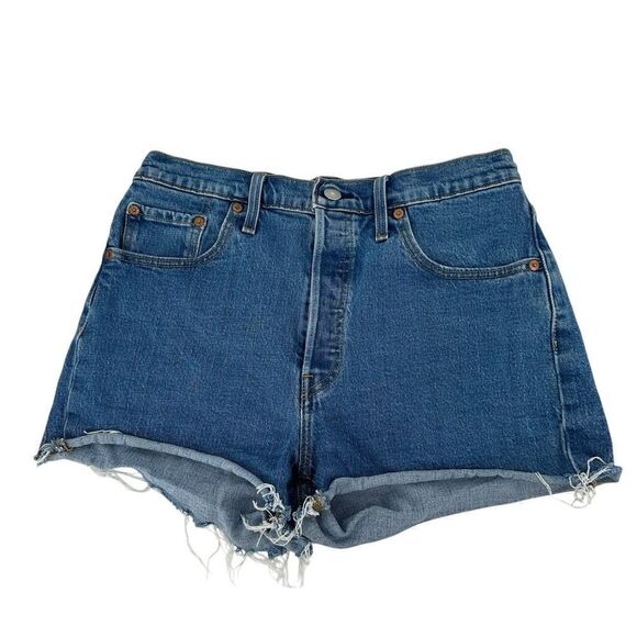 Levis 501 Button Fly Blue Jean Shorts Womens Size 29 Waist Cut Offs Medium Wash - Picture 7 of 7